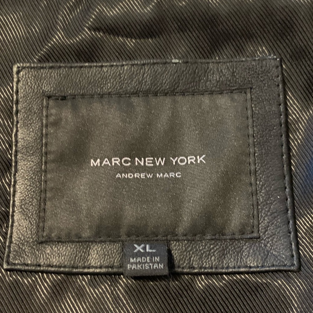 Gorgeous Leather Jacket - image 5